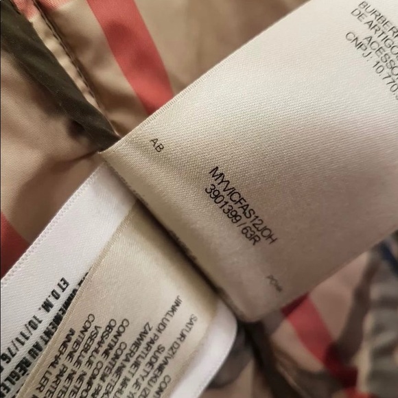 Green Burberry Brit Coat - Picture 5 of 9